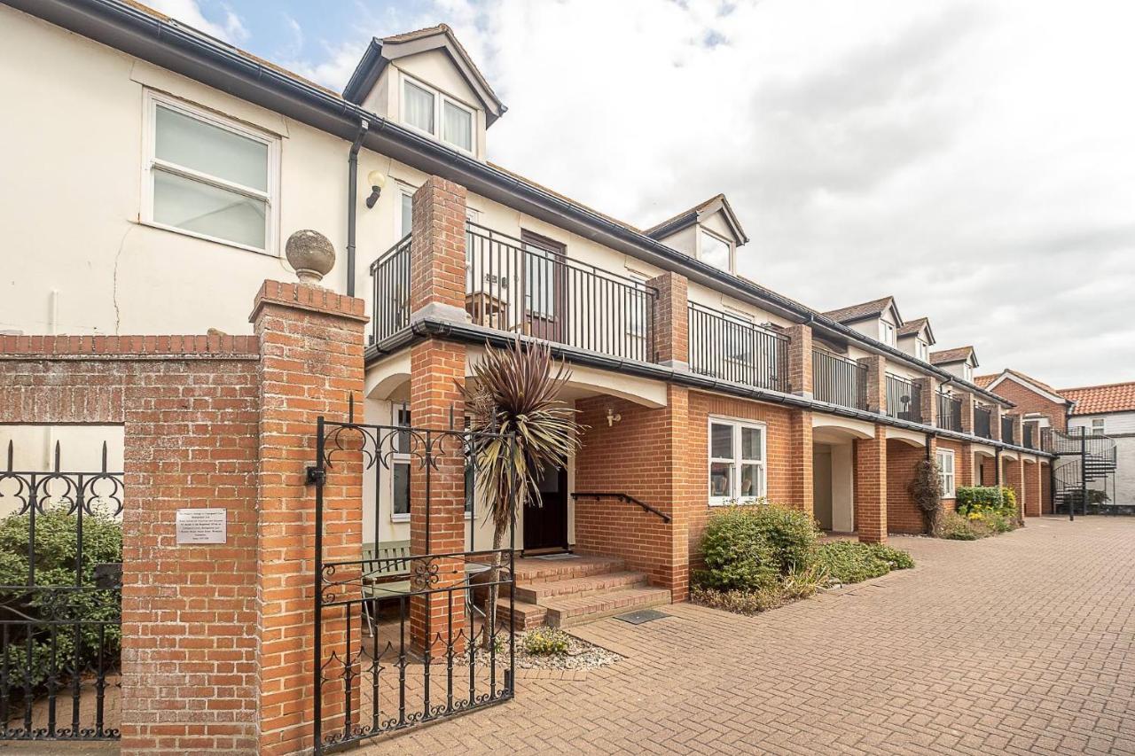 The Haven At Coastguard Court - Aldeburgh Coastal Cottages Екстер'єр фото